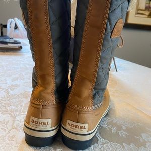 Sorel Torino Laredo waterproof  boots